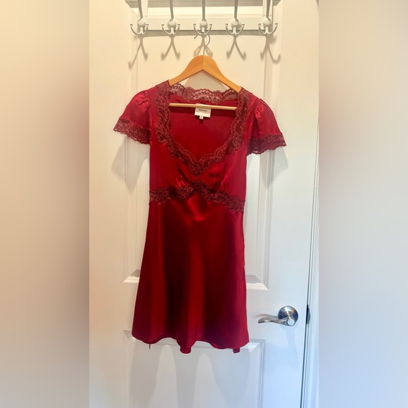 Reformation Romi Silk Dress In Sangre, NWOT, NEVER WORN, NO FLAWS. - Picture 7 of 14